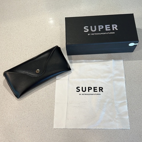 ✨RETROSUPERFUTURE✨ Tuttolente Flat Top Ivory Sunglasses - Picture 10 of 14